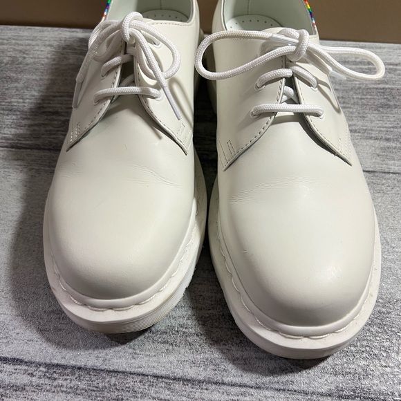 Dr. Martens For Pride Oxford Shoes - White Smooth Leather - Size 9 - Picture 2 of 12